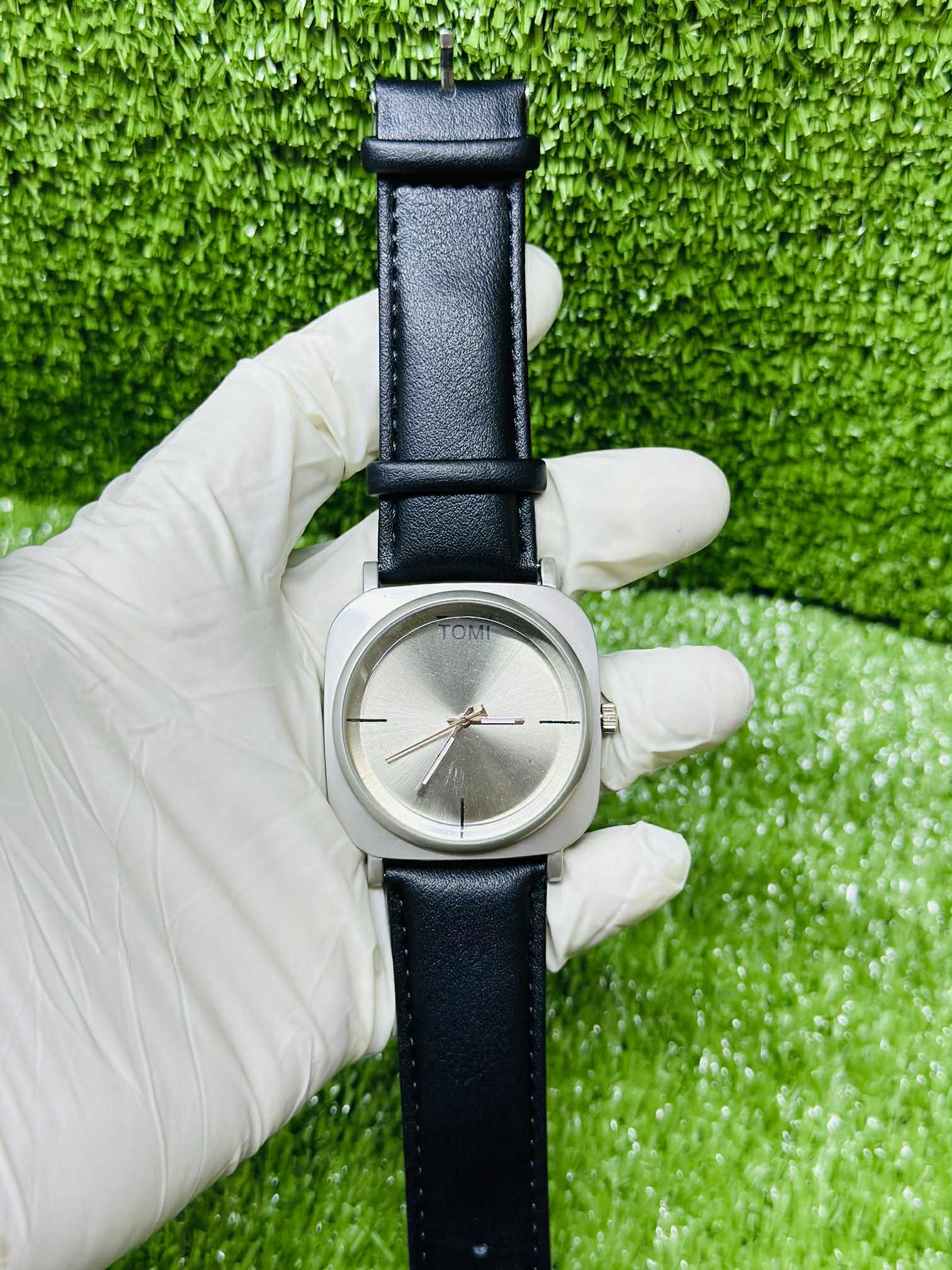 TOMI Luxury Minimalist Silver Dial Watch – For the Modern Gentleman muawazcraft